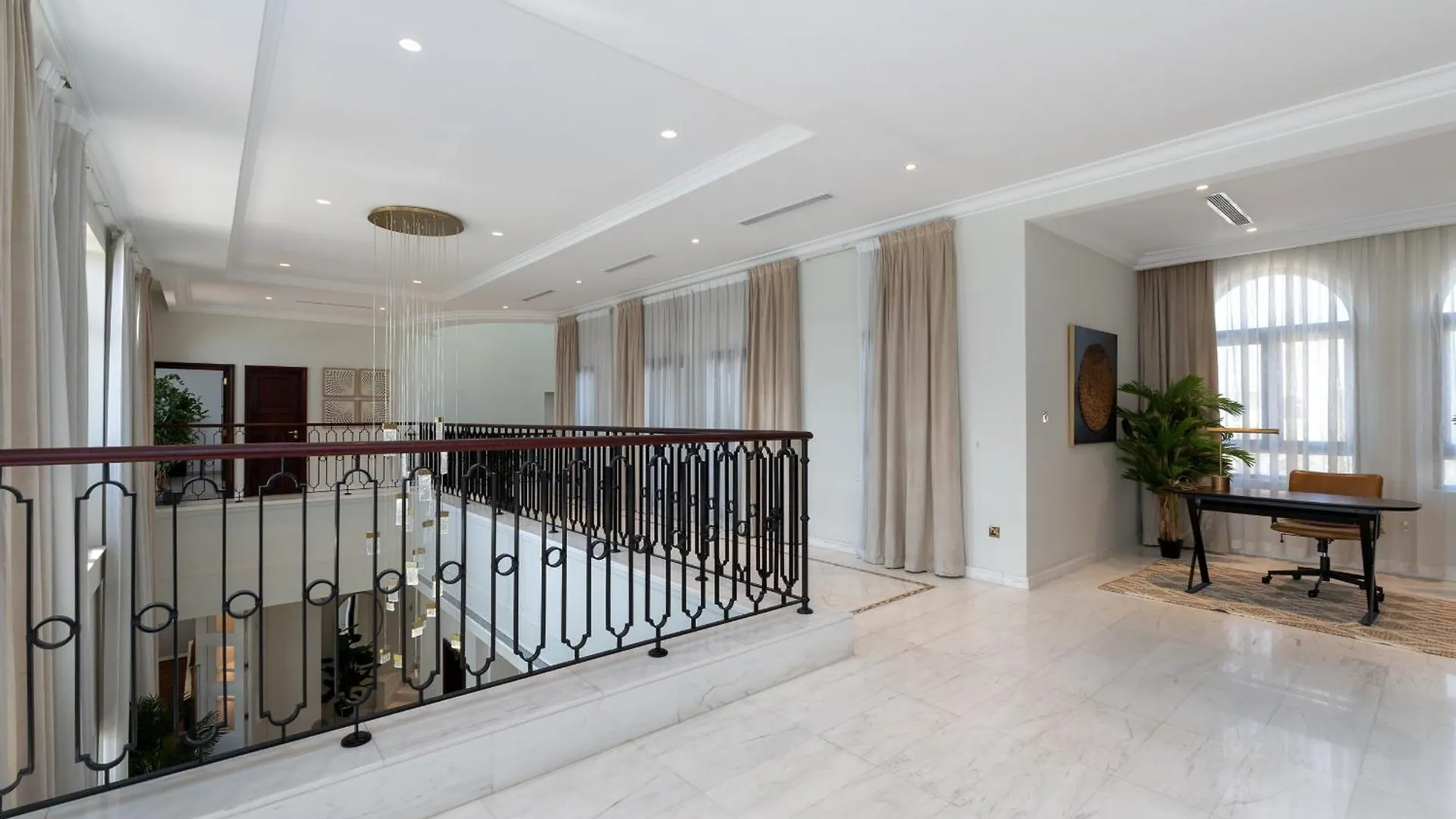 Вилла Frond D, Beachfront Villa, Palm Jumeirah - Mint Stay Homes Дубай ОАЭ