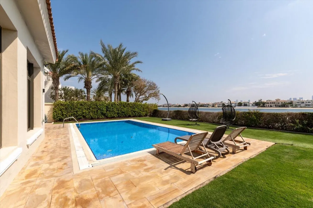 Frond D, Beachfront Villa, Palm Jumeirah - Mint Stay Homes Dubai Emirados Árabes Unidos