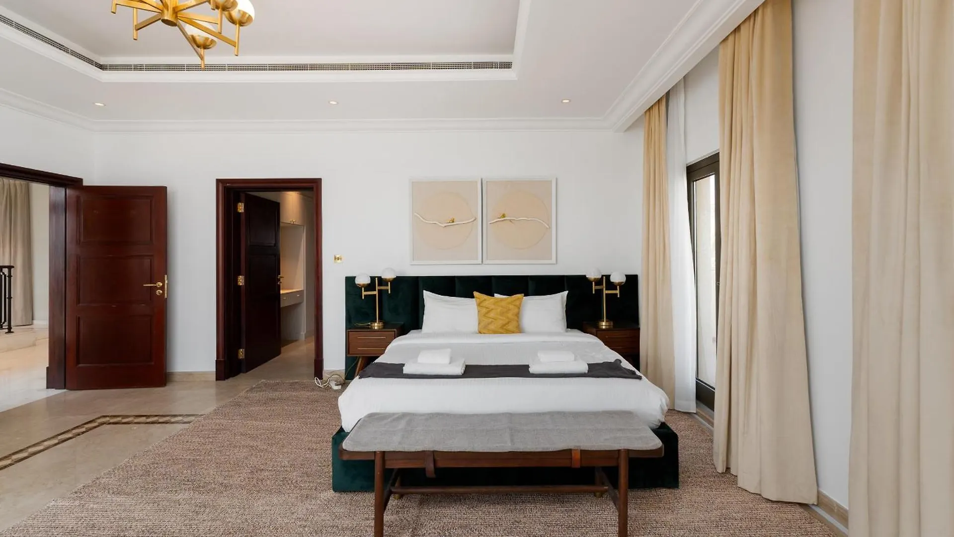 Villa Frond D, Beachfront Villa, Palm Jumeirah - Mint Stay Homes Dubai