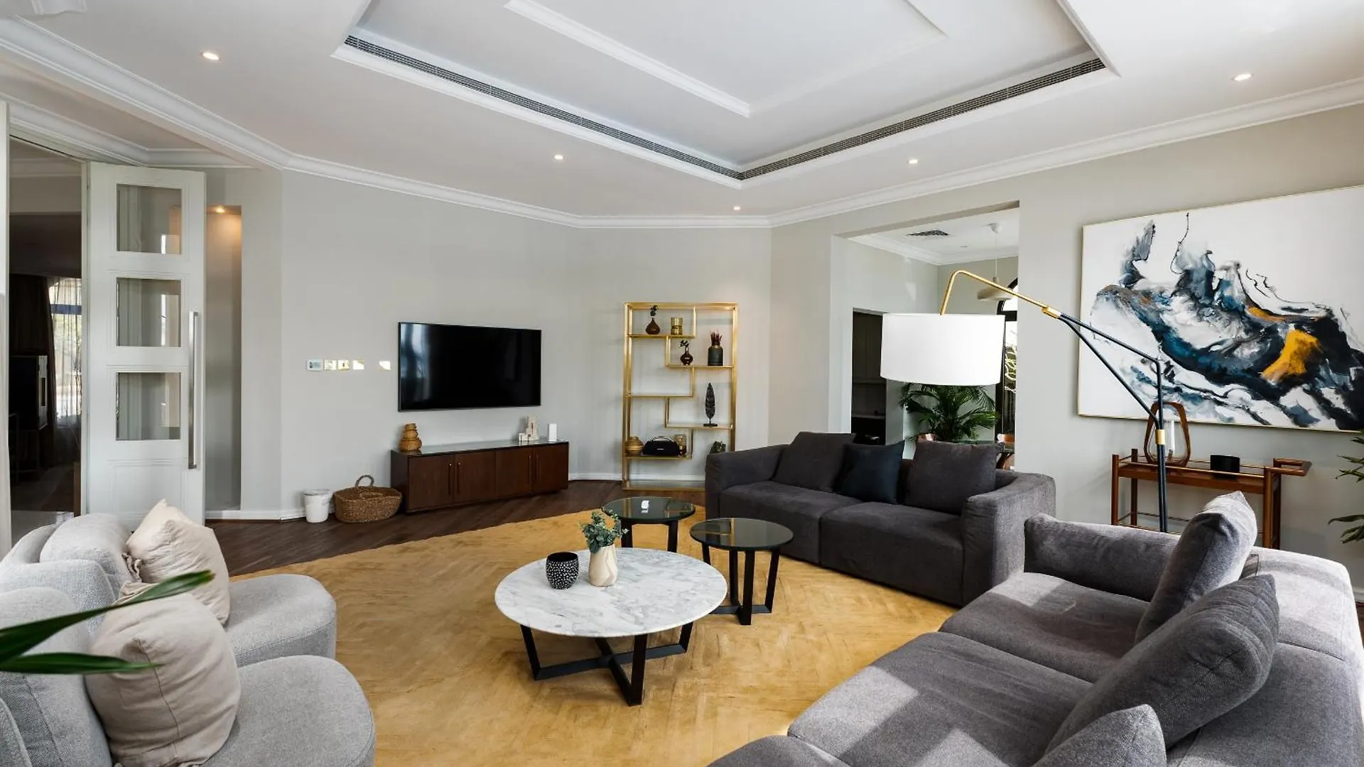 Frond D, Beachfront Villa, Palm Jumeirah - Mint Stay Homes Dubai 0*,  Emirados Árabes Unidos